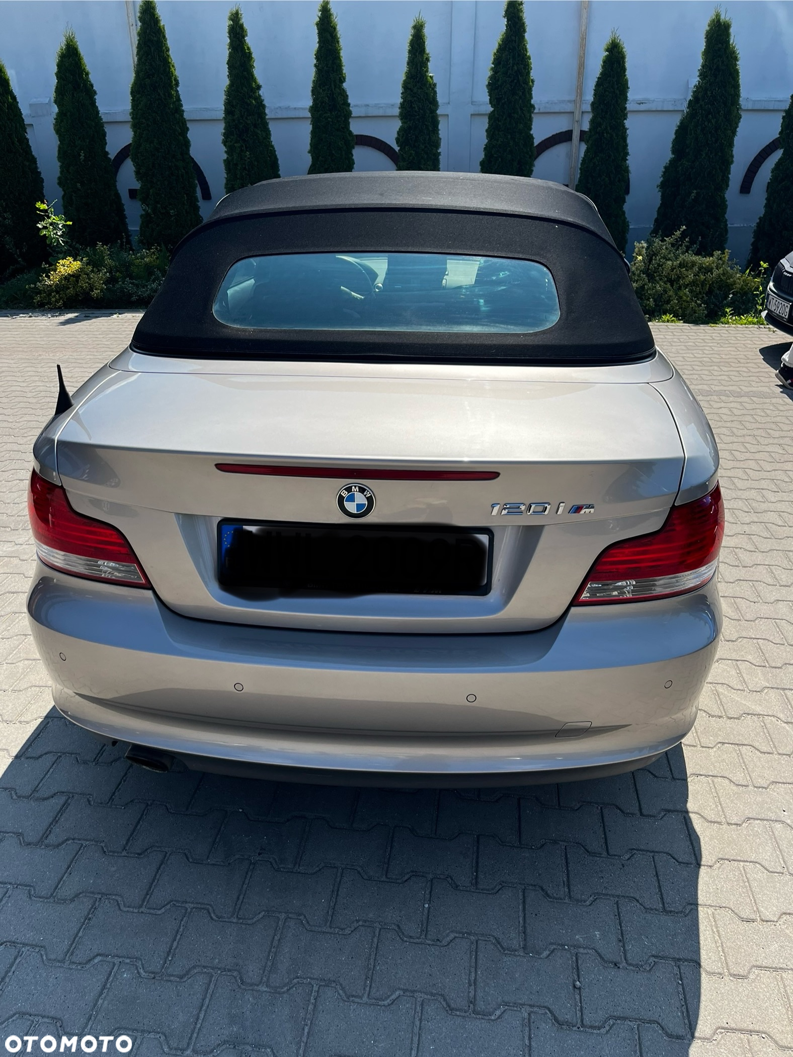 BMW Seria 1 120i - 11