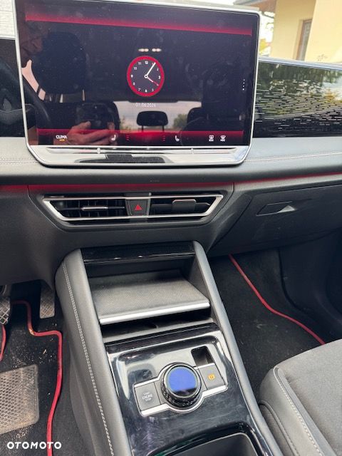 Volkswagen Tiguan 2.0 TDI SCR Elegance DSG - 9