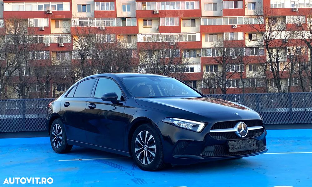 Mercedes-Benz A 200 7G-DCT - 1