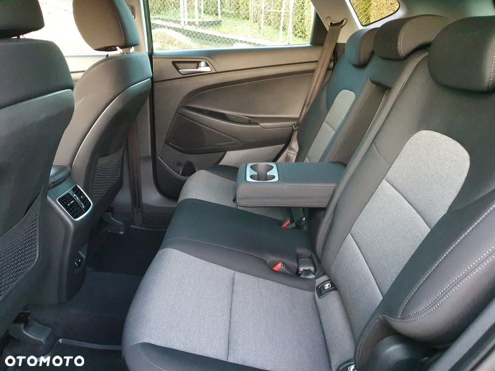 Hyundai Tucson 1.6 GDi 2WD Pure - 19