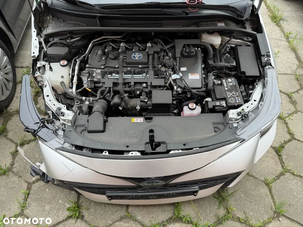 Toyota Corolla 1.8 Business Edition - 13
