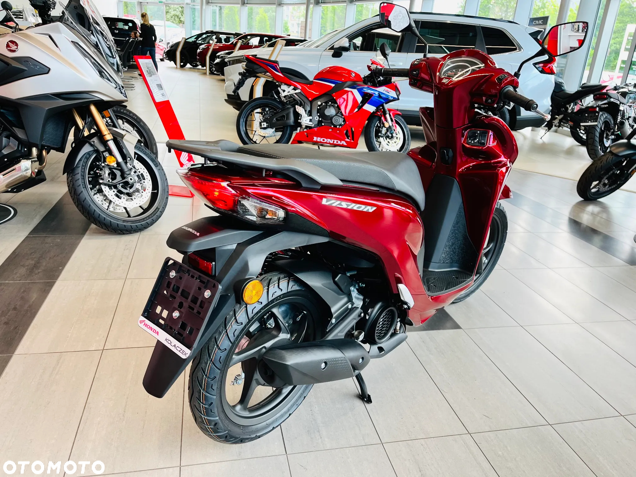 Honda Vision - 3