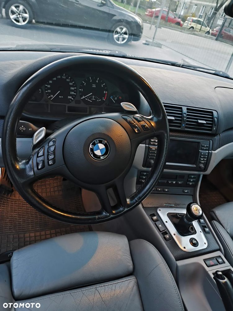 BMW Seria 3 325i Edition Sport - 10
