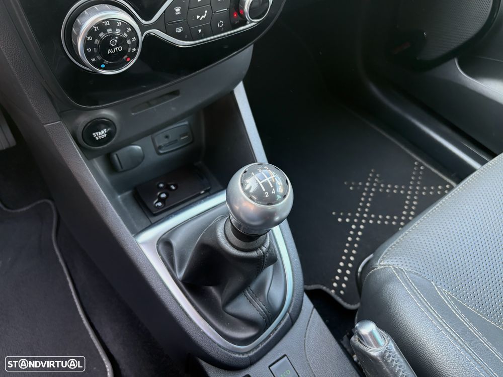 Renault Clio 1.5 dCi Luxe - 11