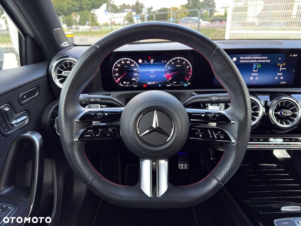 Mercedes-Benz Klasa A 220 4-Matic AMG Line 7G-DCT - 18