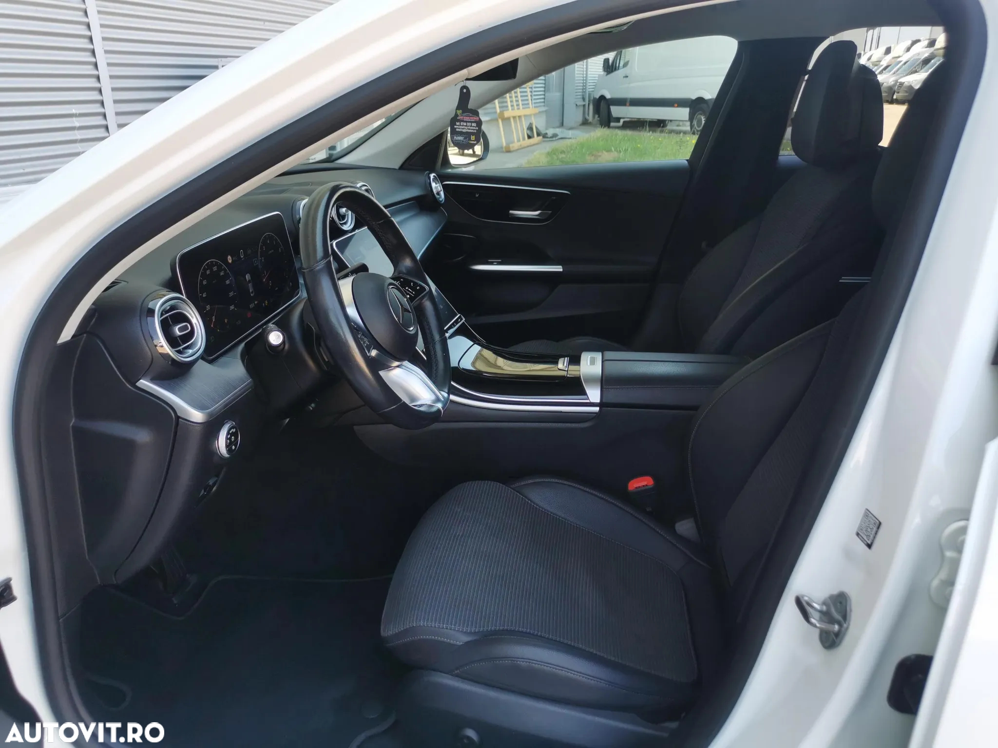 Mercedes-Benz C 220 d MHEV - 11