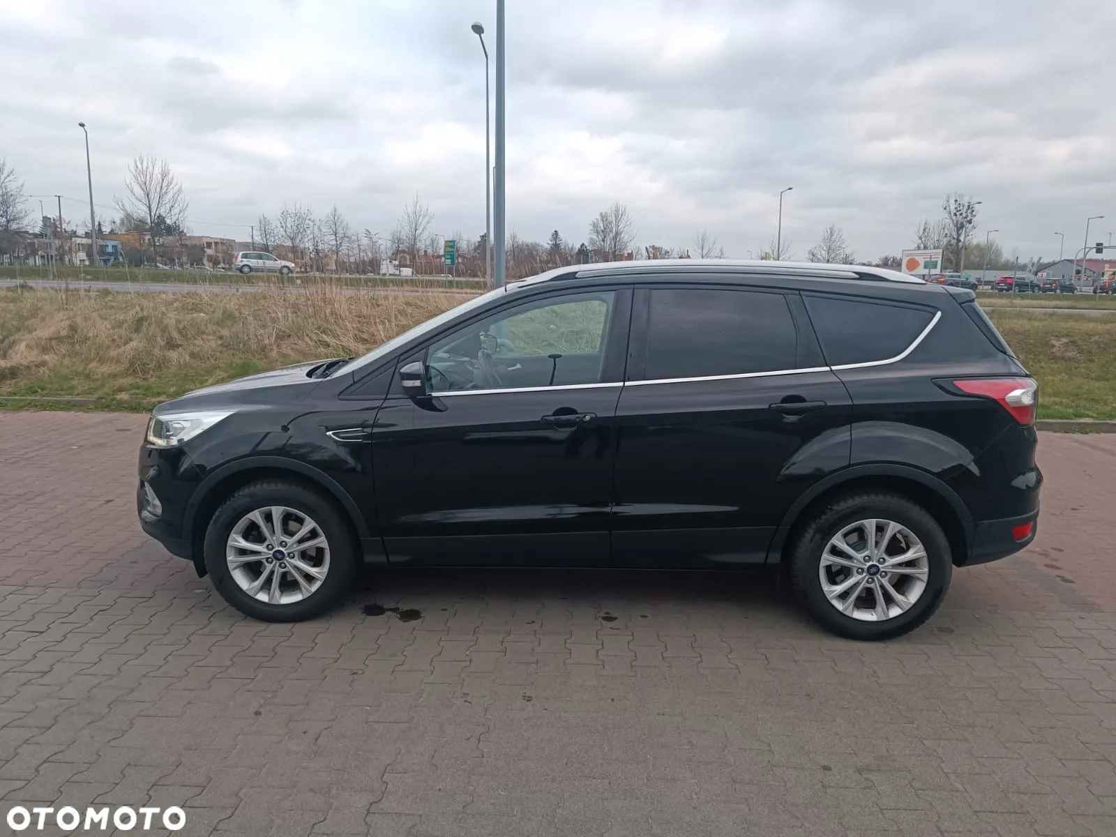 Ford Kuga 1.5 EcoBoost FWD Titanium ASS MMT6 - 2