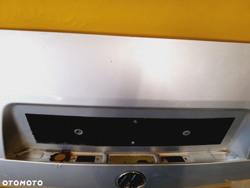 KLAPA SZYBA TYŁ TYLNA POKRYWA BAGAŻNIKA KLAPA SZYBA BAGAŻNIKA TYŁ VW PASSAT B5 KOMBI LIFT FL LAK: LA7W NR444 - 23