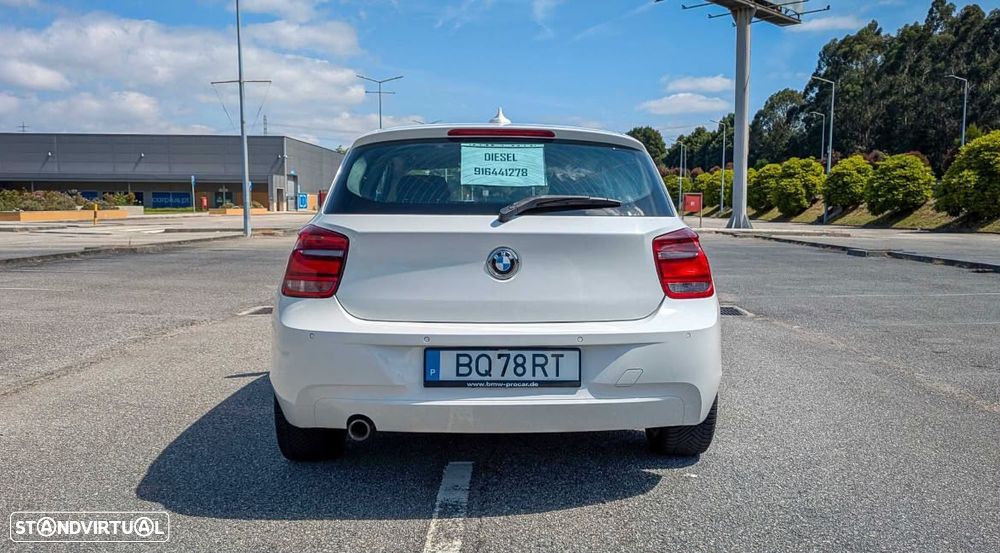 BMW 116 d Sport Line - 2