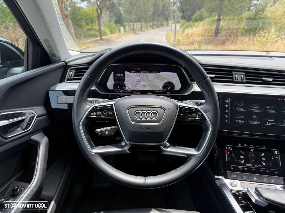 Audi e-tron 50 quattro S line - 35