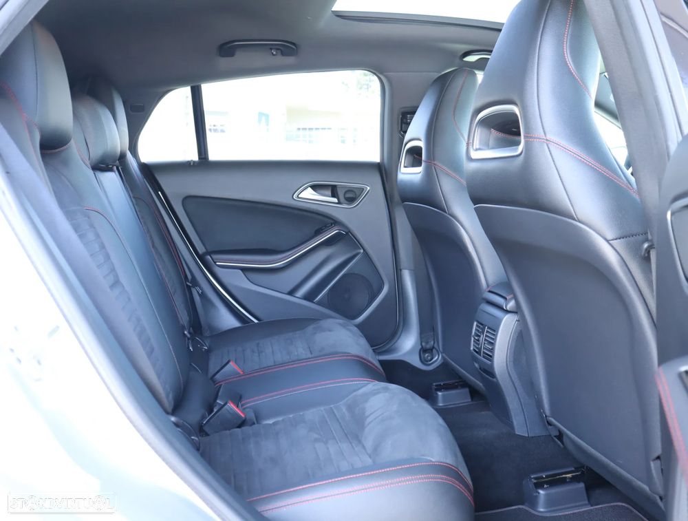 Mercedes-Benz CLA 220 CDI AMG Sport Aut. - 20