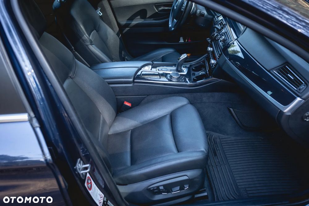 BMW Seria 5 535d xDrive - 19