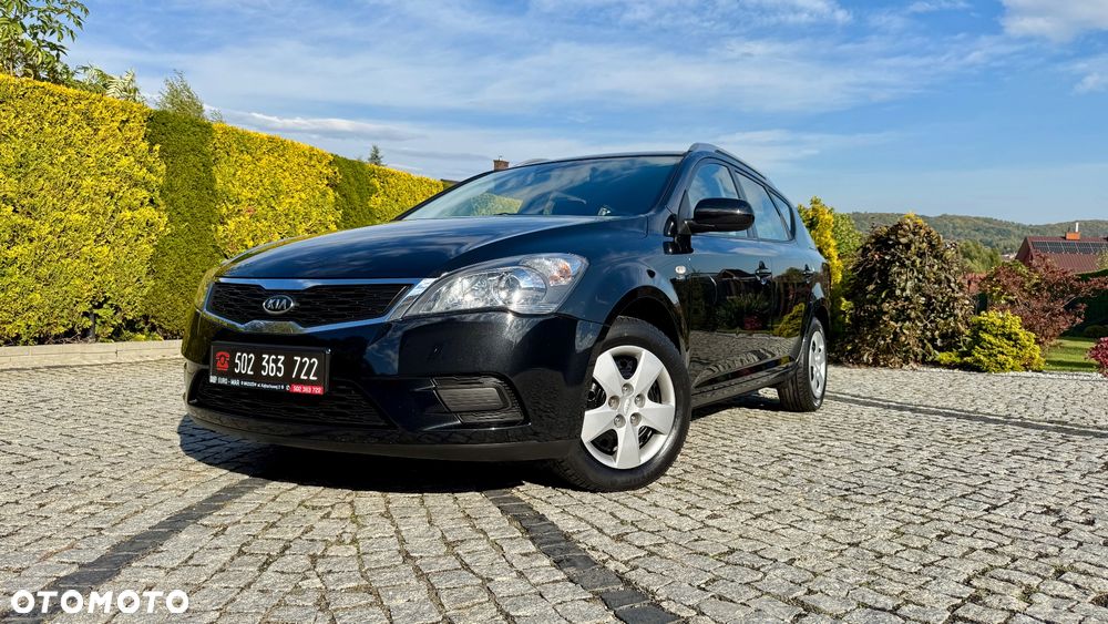 Kia Ceed 2012 photo 4