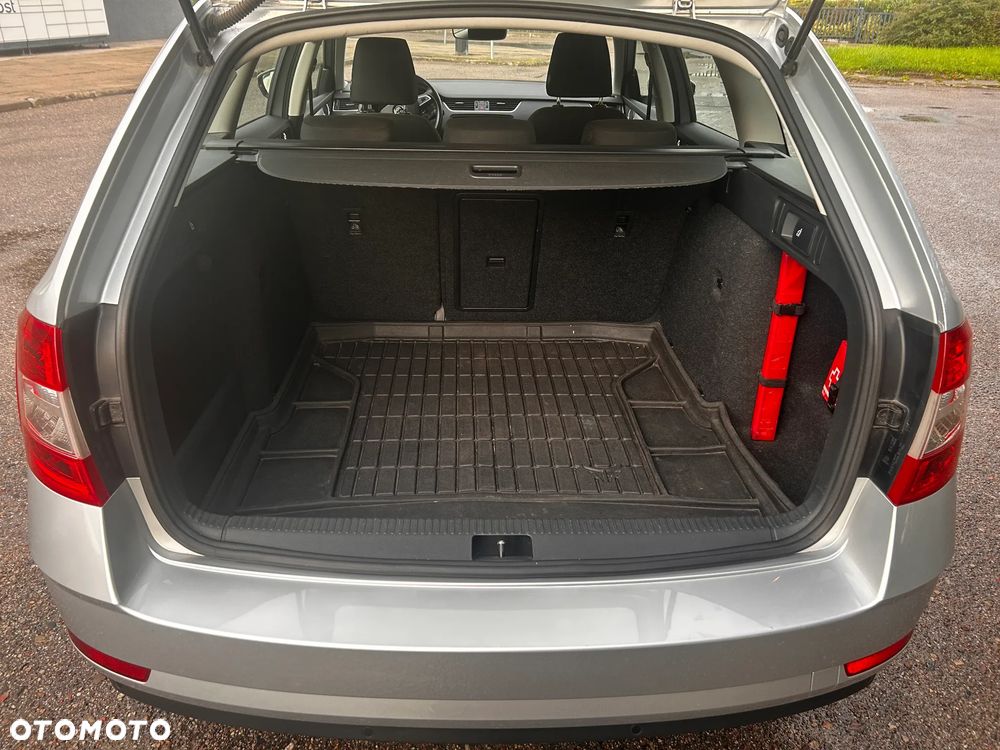 Skoda Octavia 1.6 TDI Ambition - 12