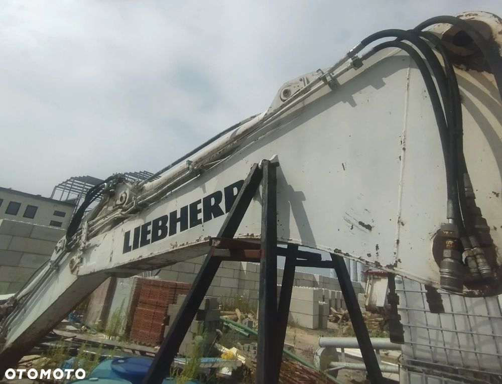 Liebherr R944/200 - 3