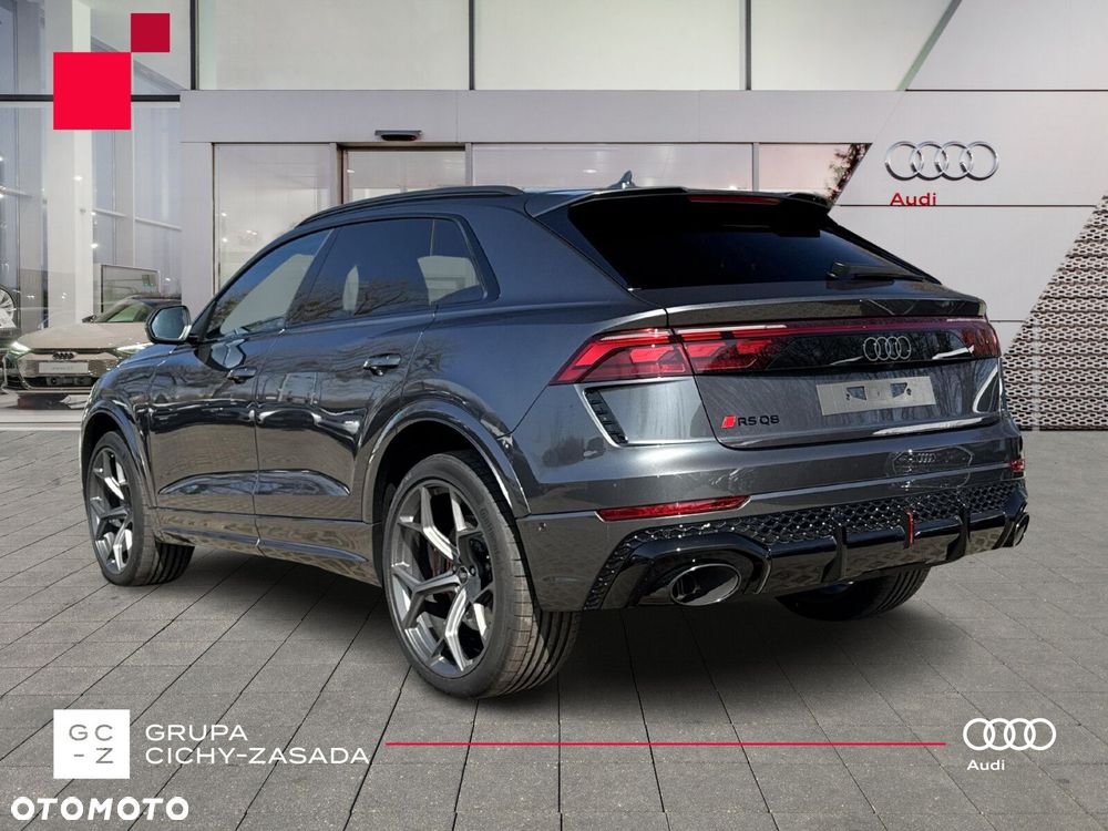 Audi RS Q8 - 3