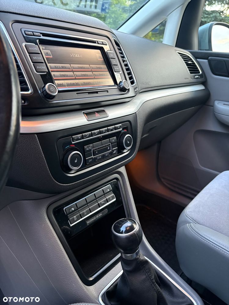 Volkswagen Sharan 2.0 TDI Highline - 26