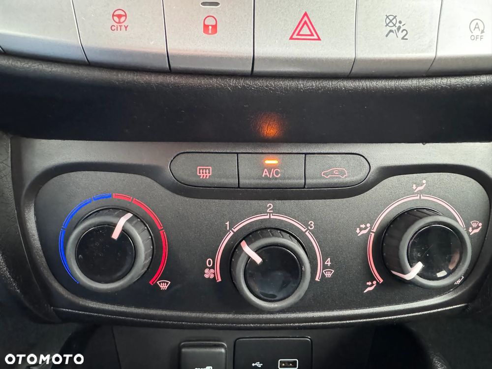 Fiat Tipo 1.4 T-Jet 16v Easy - 16