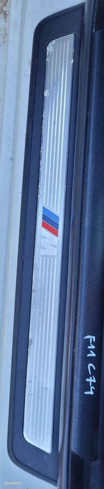 LISTWY NAKŁADKI NA PROGI WEWNĘTRZNE KOMPLET M PAKIET BMW F11 - 1