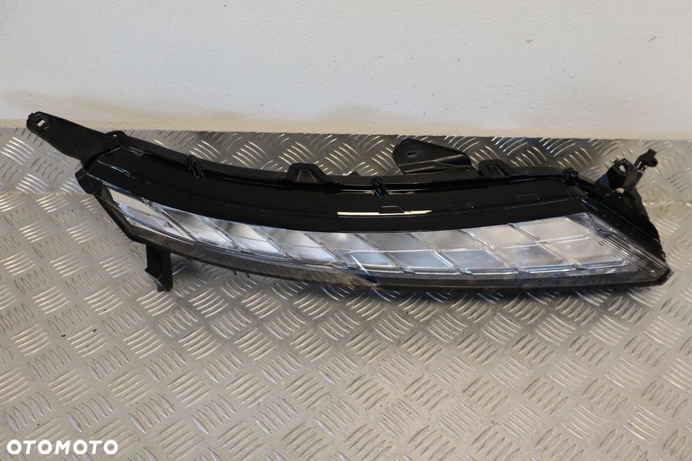 LAMPA PRZEDNIA PRZÓD PRAWA MITSUBISHI ECLIPSE CROSS LIFT EDM92206010 EDM922-06010 2020- - 7