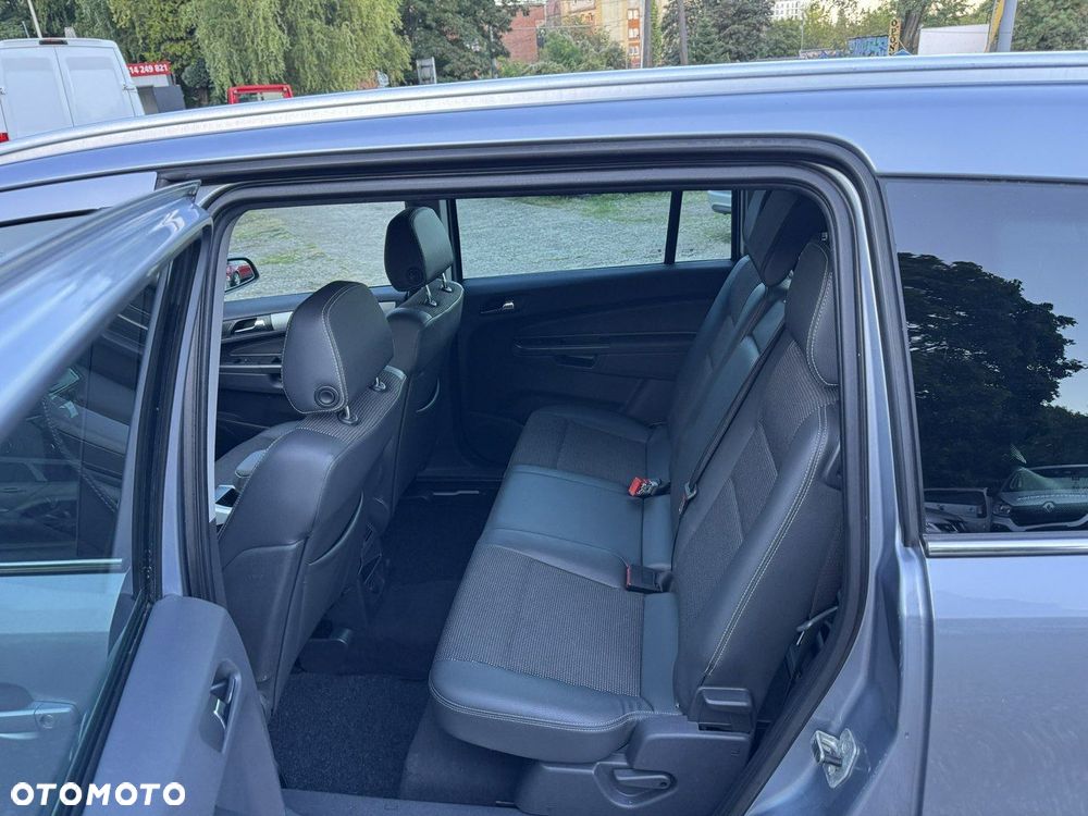 Opel Zafira - 21