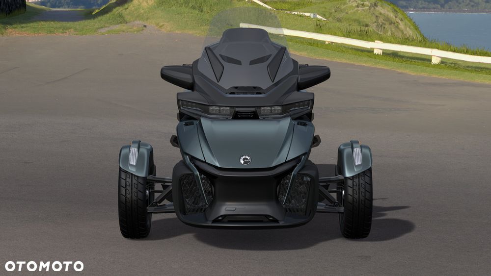 Can-Am Spyder - 8