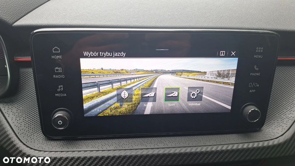 Skoda Kamiq 1.5 TSI Monte Carlo DSG - 20