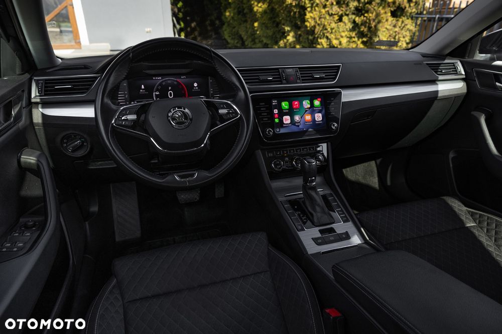 Skoda Superb 2.0 TDI SCR Ambition DSG - 24