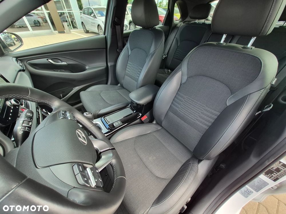 Hyundai i30 1.5 T-GDI 48V Smart - 16