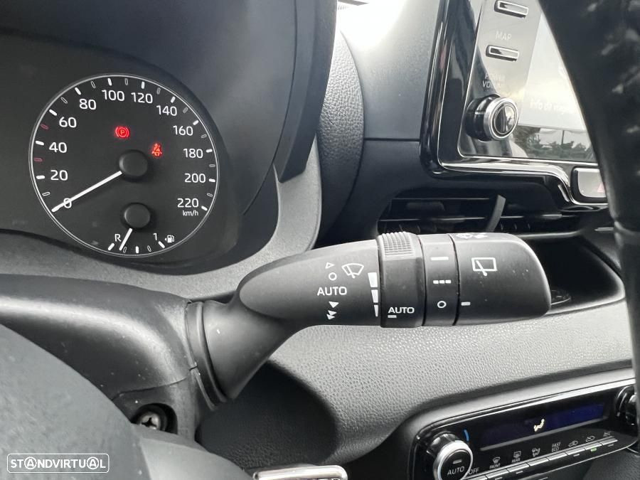 Toyota Yaris 1.5 HDF Comfort Plus - 30