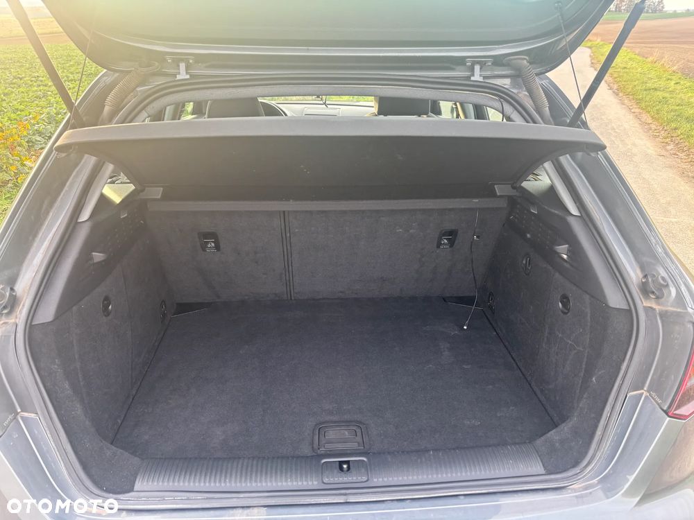 Audi A3 Sportback - 12