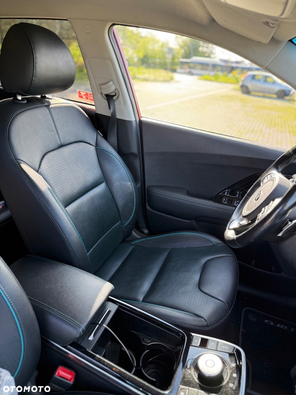 Kia Niro e-Niro 64kWh M - 19