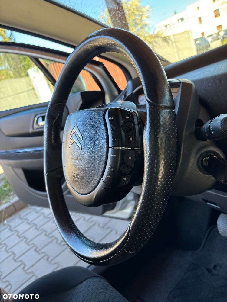 Citroën C4 1.6 16V Exclusive - 17