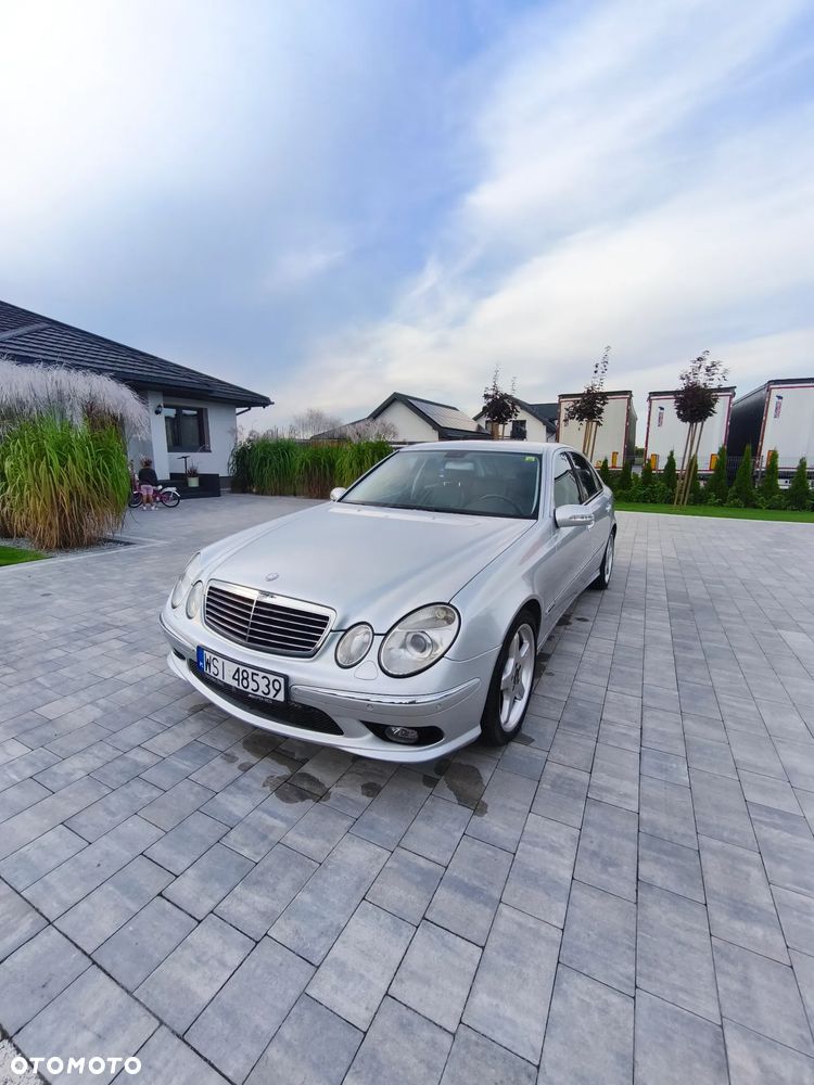 Mercedes-Benz Klasa E 500 4-Matic Avantgarde - 1