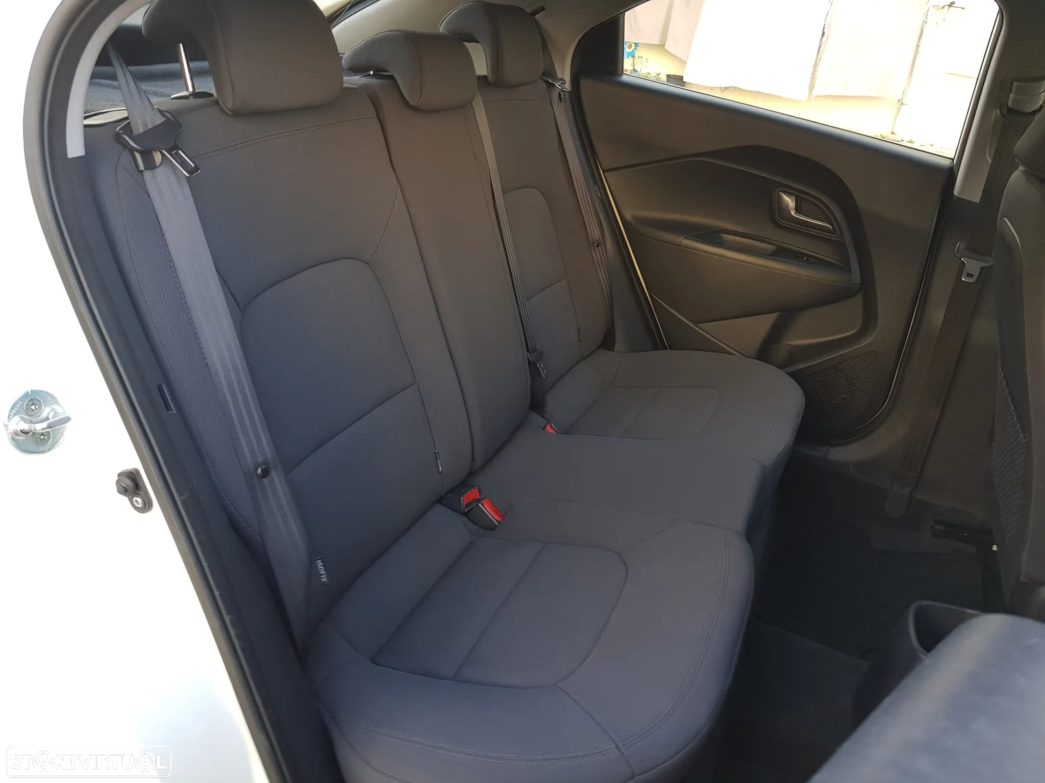 Kia Rio 1.1 CRDi TX ISG - 41