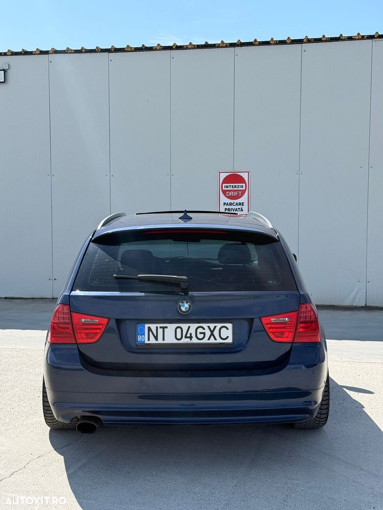 BMW Seria 3 320d - 8