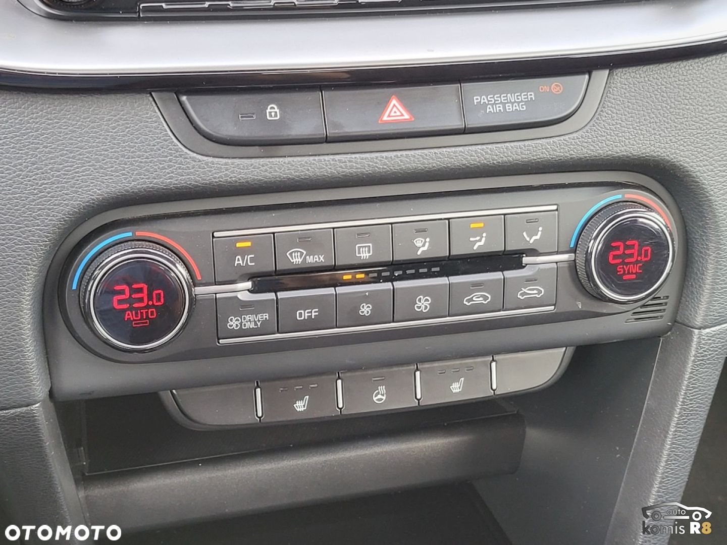 Kia Ceed - 27