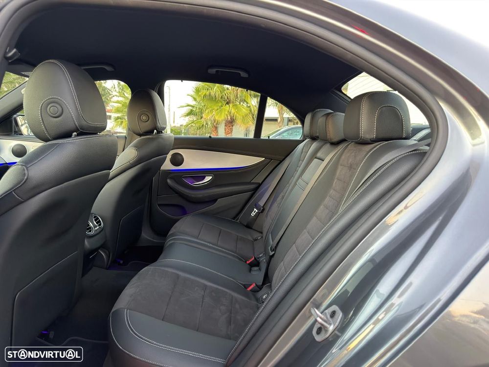 Mercedes-Benz E 300 de AMG Line - 7