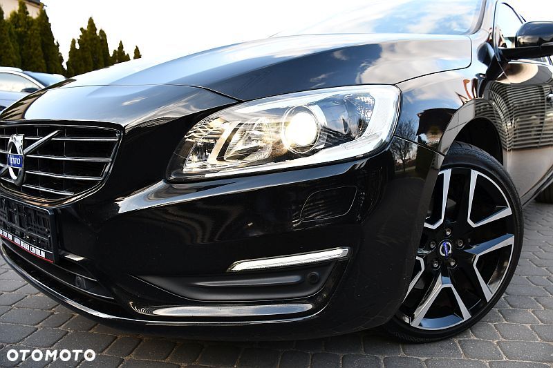 Volvo S60 D3 Geartronic Momentum - 35