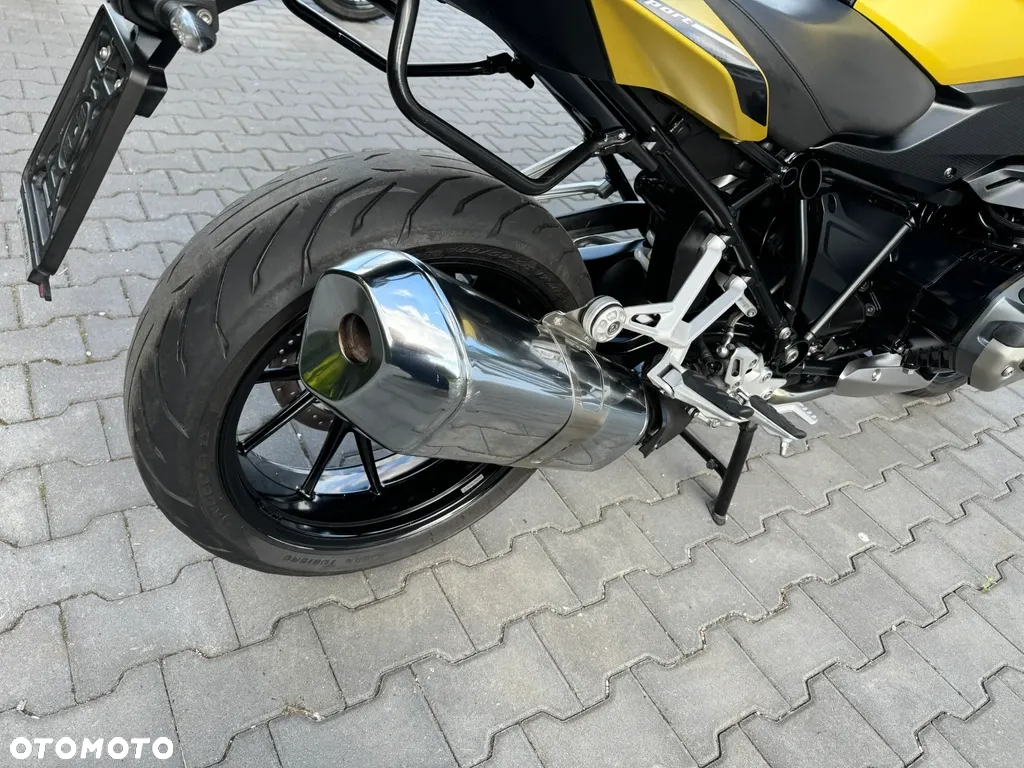 BMW R - 18
