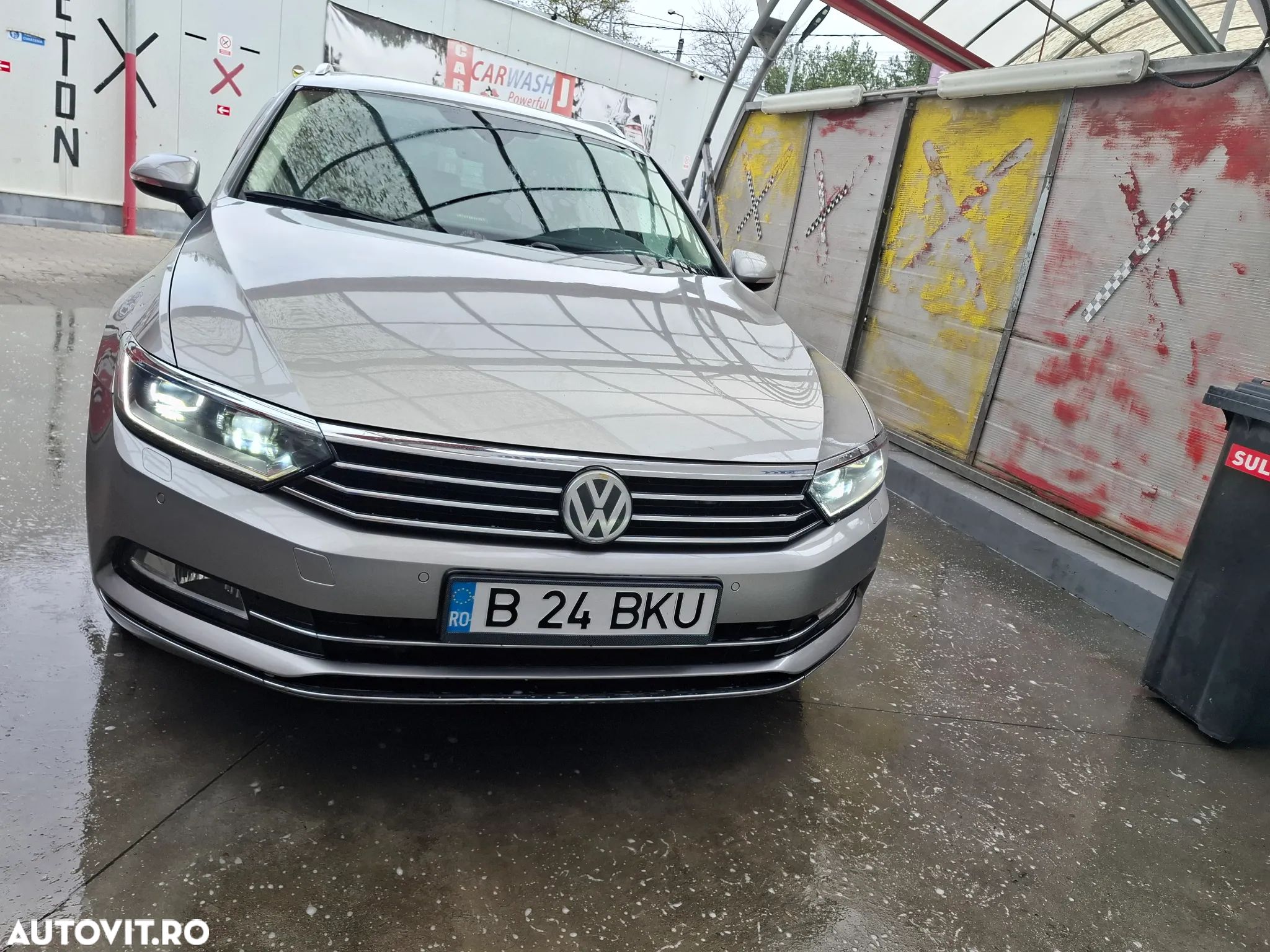 Volkswagen Passat Variant 2.0 TDI DSG 4Motion Comfortline - 1