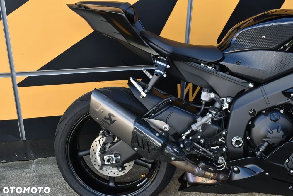 Yamaha R6 - 5