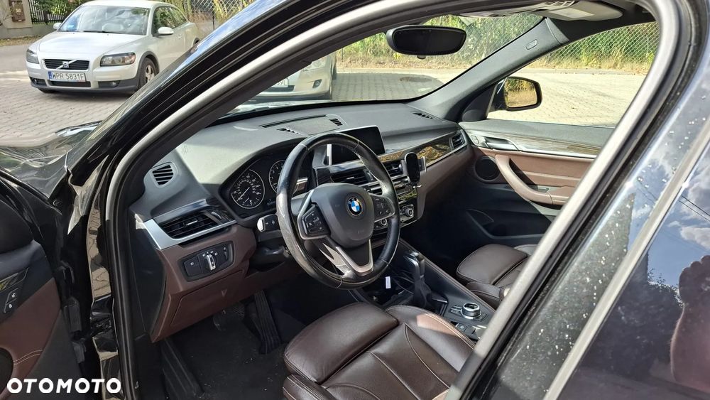 BMW X1 xDrive25i Sport Line - 12