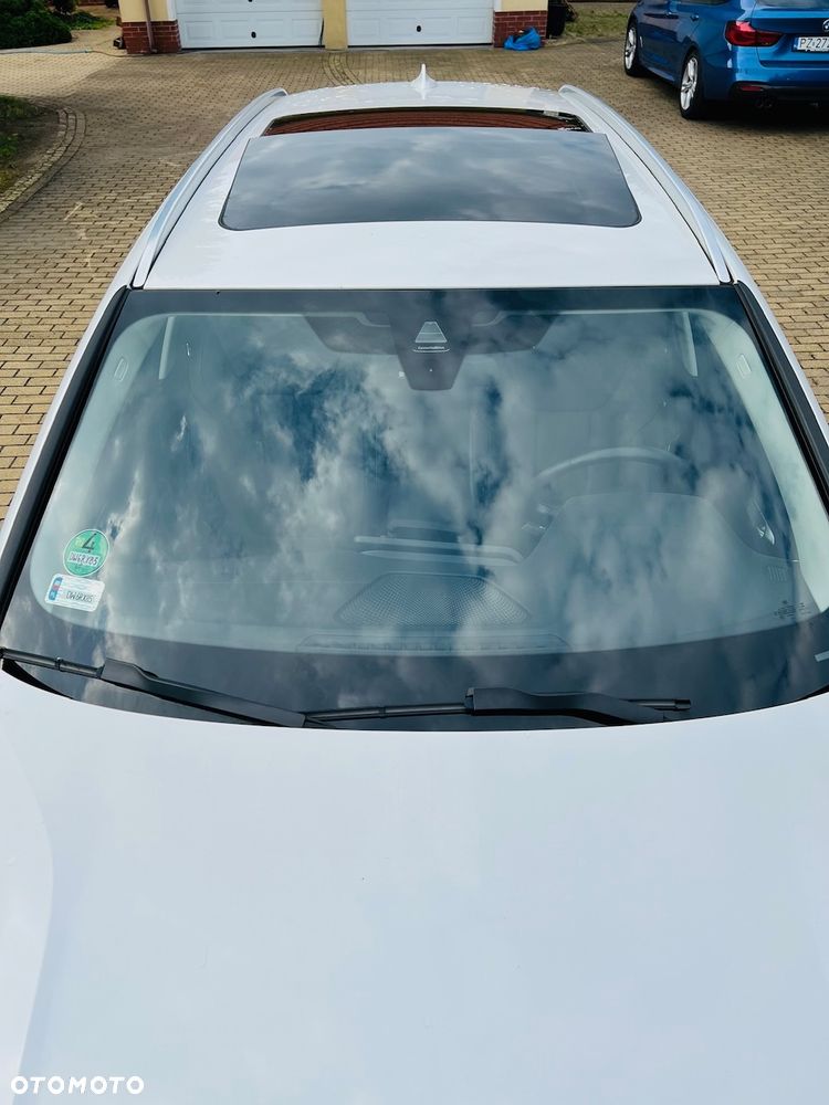 BMW Seria 3 320d xDrive Luxury Line sport - 10