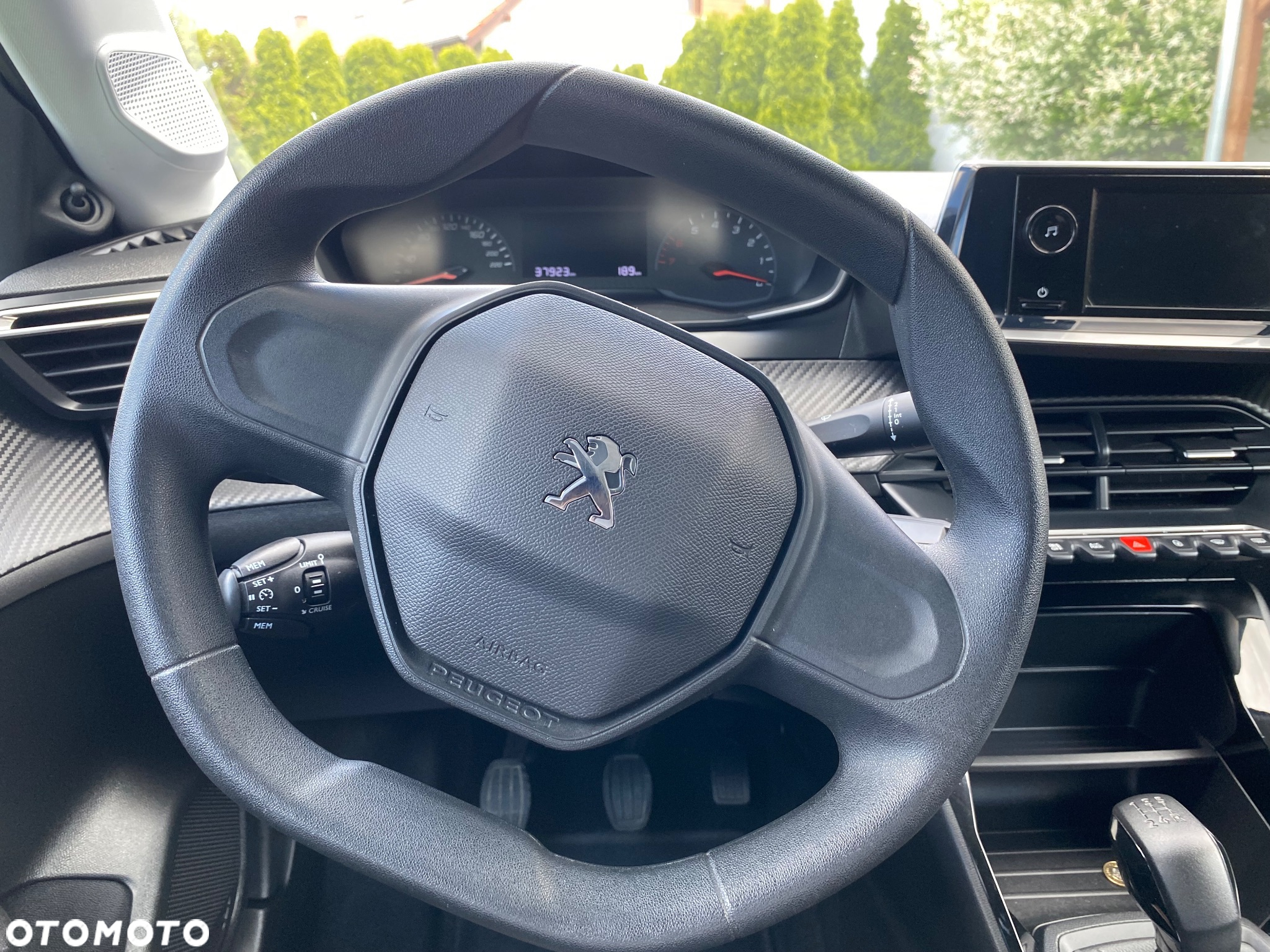 Peugeot 208 1.2 PureTech Style S&S - 8
