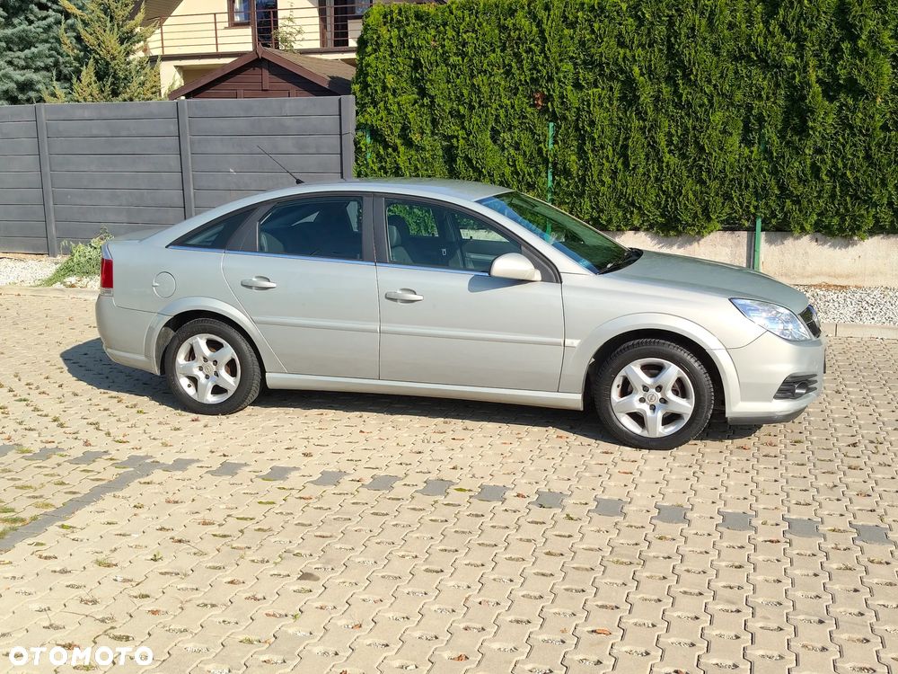 Opel Vectra 1.8 Cosmo EasyTronic - 32