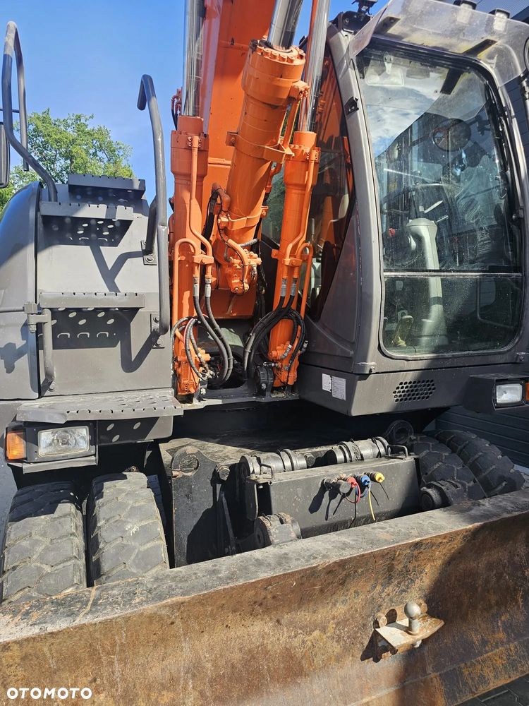 Hitachi ZX140W-3 - 14