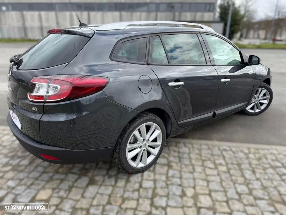 Renault Mégane Sport Tourer 1.5 dCi Dynamique S EDC CO2 Champion - 6
