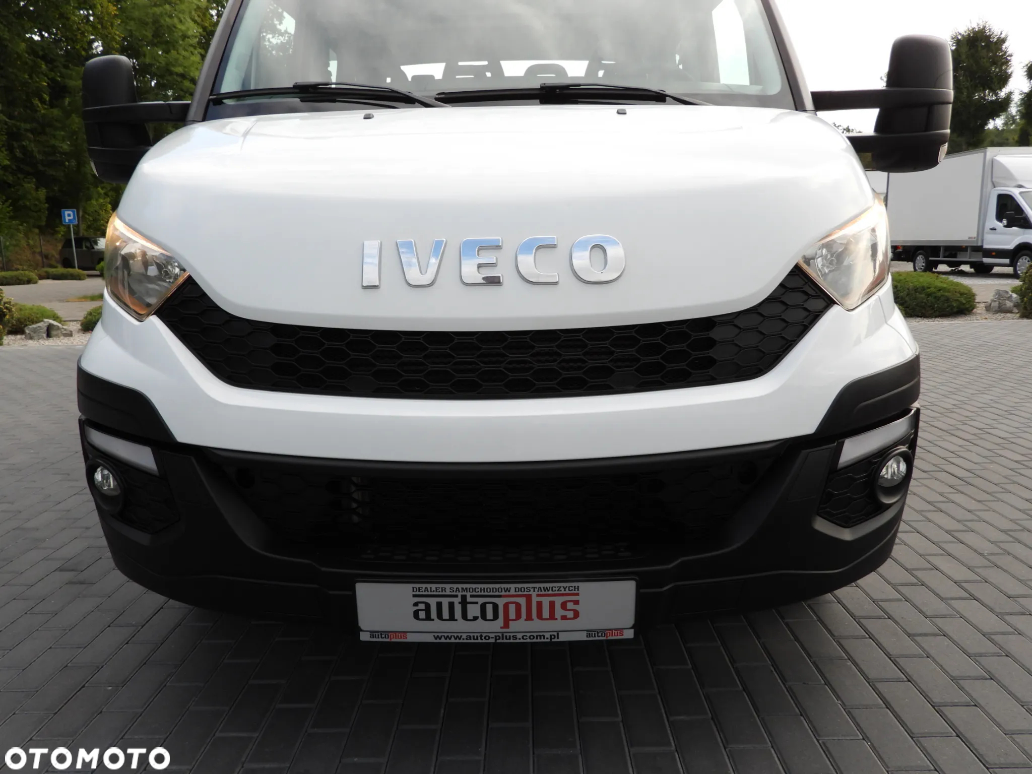 Iveco DAILY 35C17 SKRZYNIA PODWÓJNA KABINA DOKA 7 MIEJSC TEMPOMAT BLIŹNIACZE KOŁA KLIMATYZACJA 170KM [ 098947 ] - 14