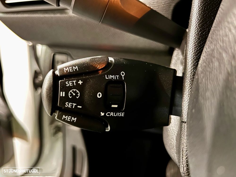 Peugeot 308 SW BlueHDi 120 Stop & Start Business-Line - 17